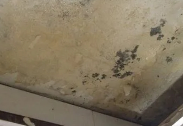 秀屿阳台漏水维修公司分享下秀屿卫生间渗水维修需要注意哪些问题。